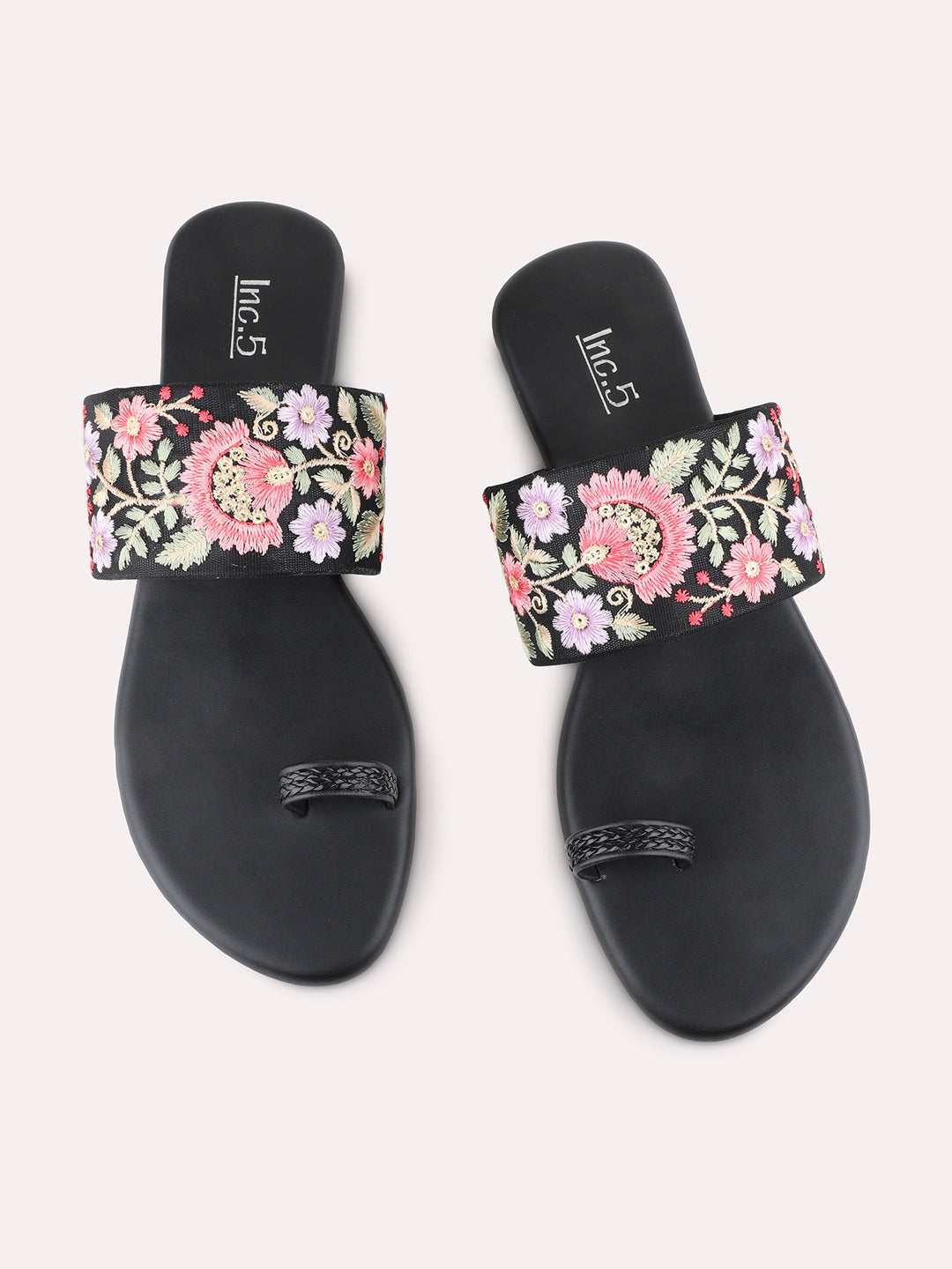 Womens Black Ethnic Solid One Toe Flat Slip-On Sandals