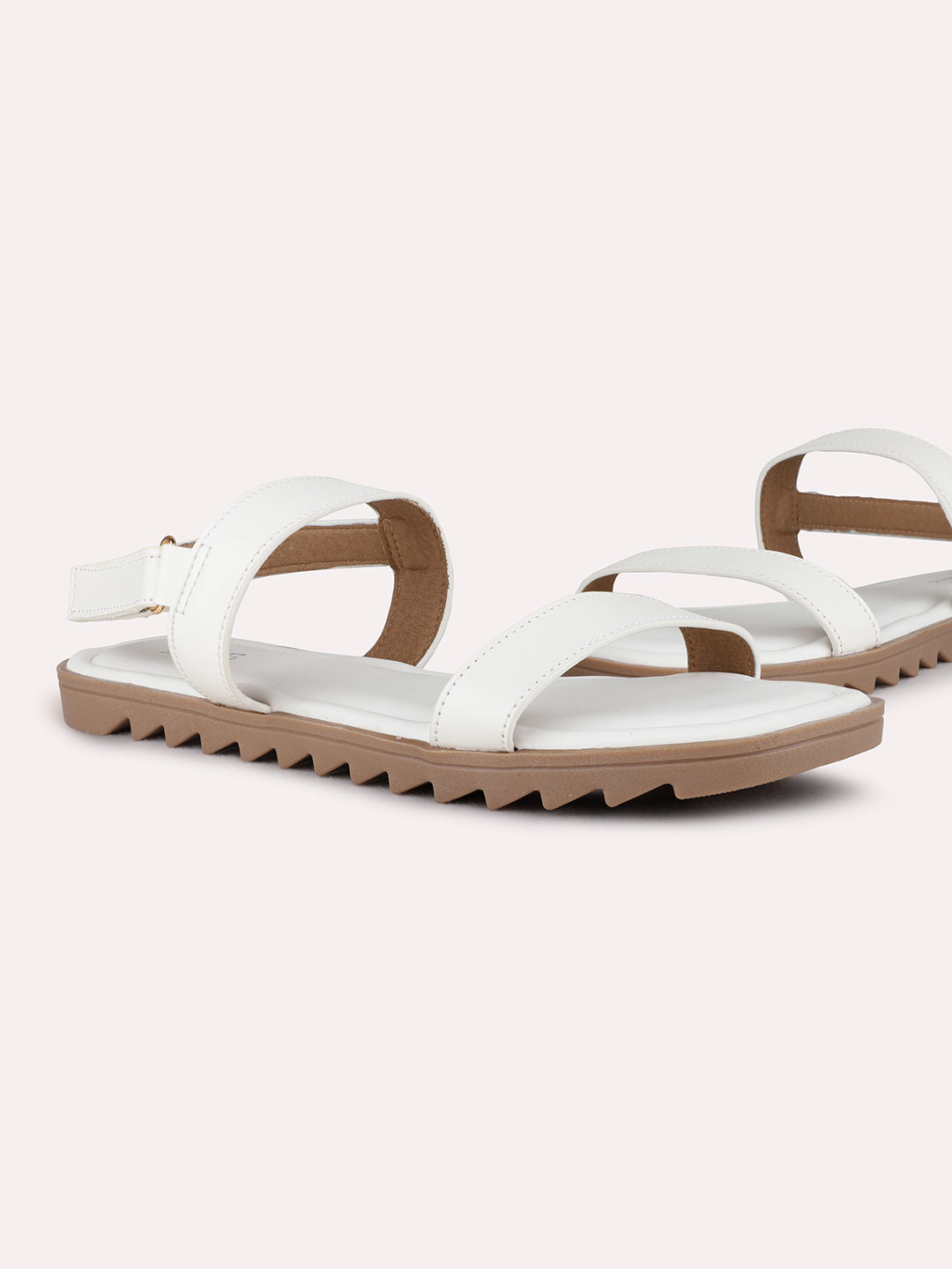 Womens White Casual Solid Open Toe Flat Sandals