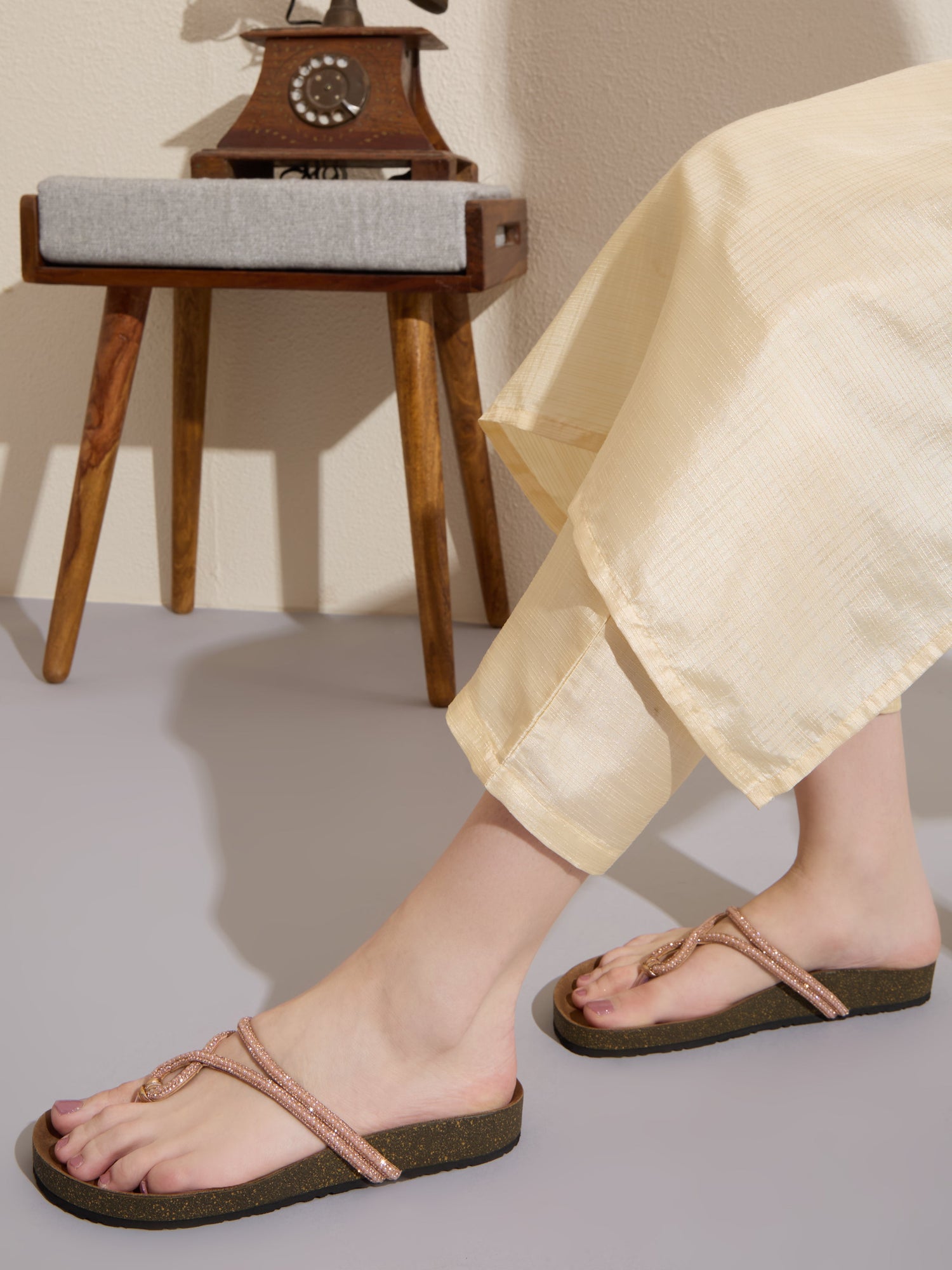 Womens Peach Casual Solid T-Strap Flat Slip On Sandals