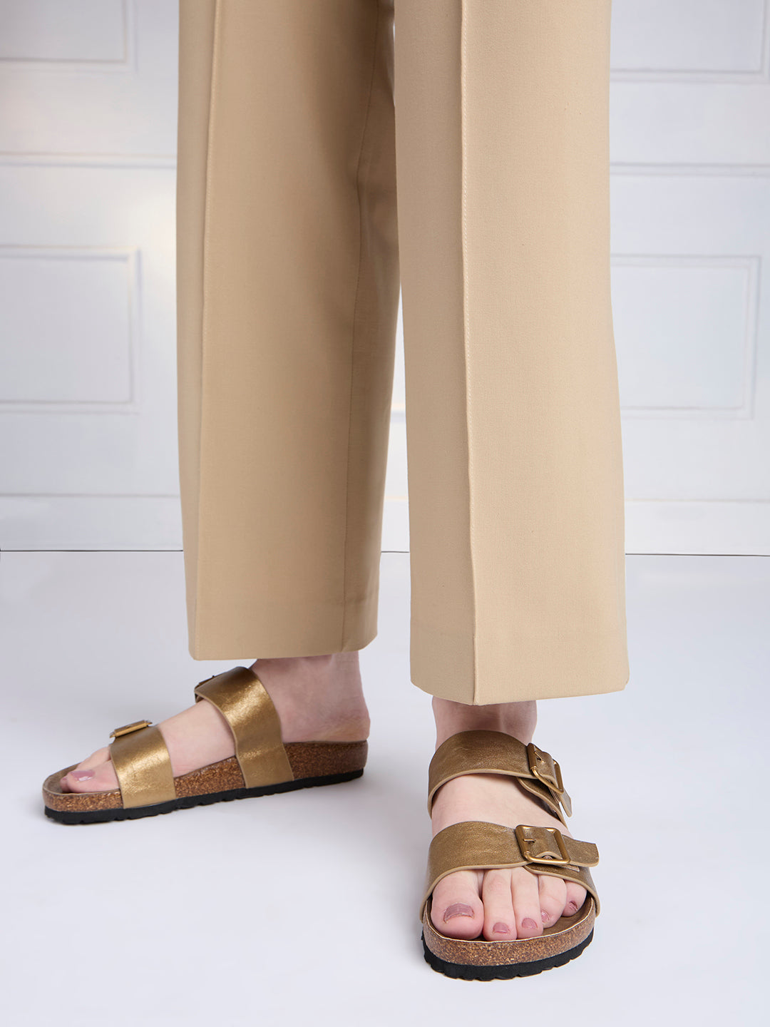 Womens Golden Casual Solid Open Toe Flat Sandals