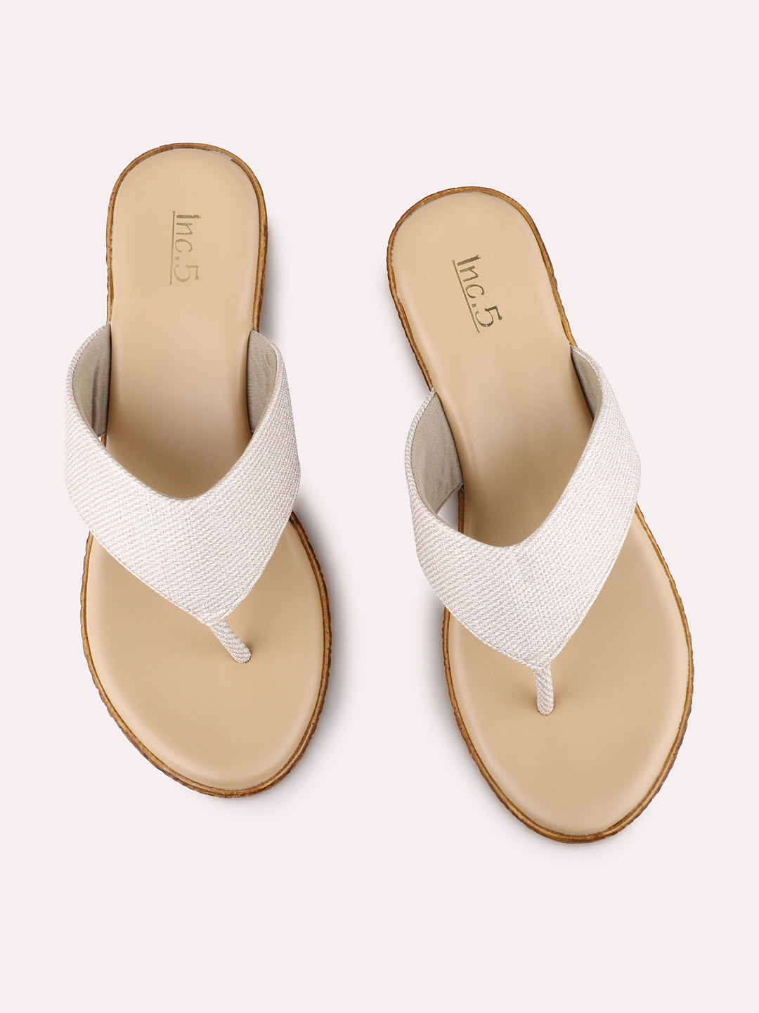 Womens Golden Party Wear Solid Pattern Wedges Sandals