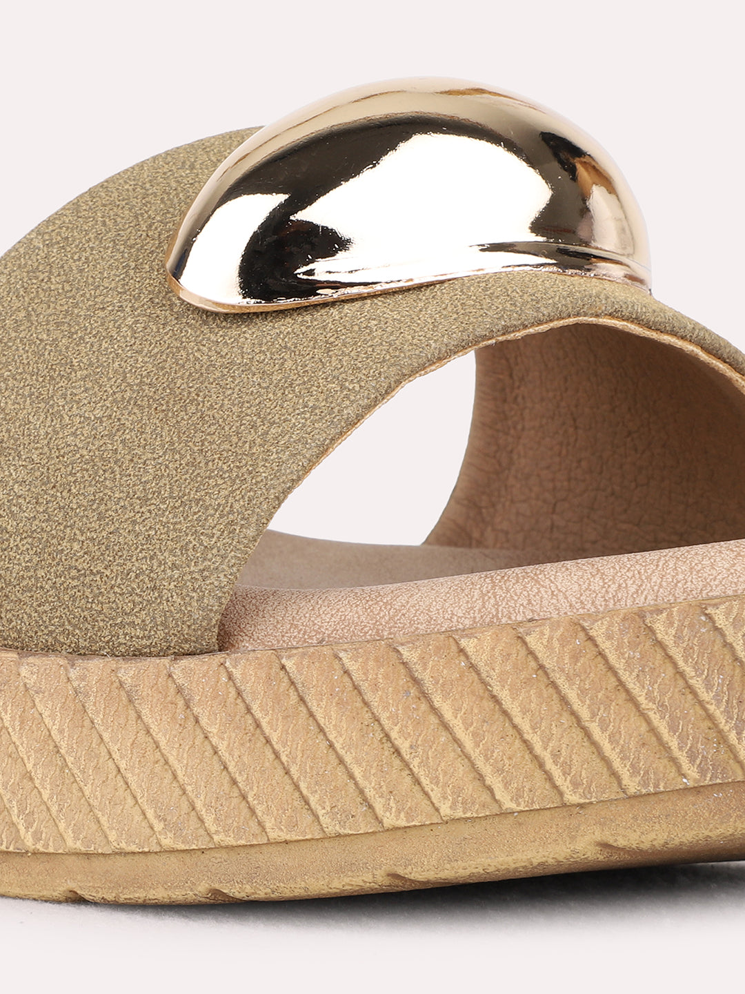 Womens Green Party Wear Solid Round Toe Wedge Heels