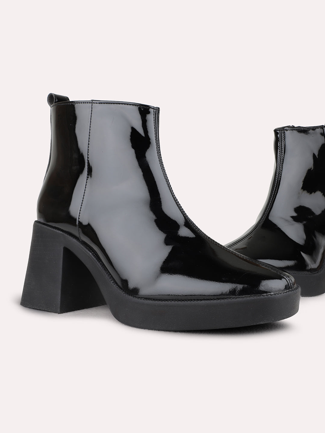 Womens Black Casual Solid Pattern Round Toe Ankle Boots