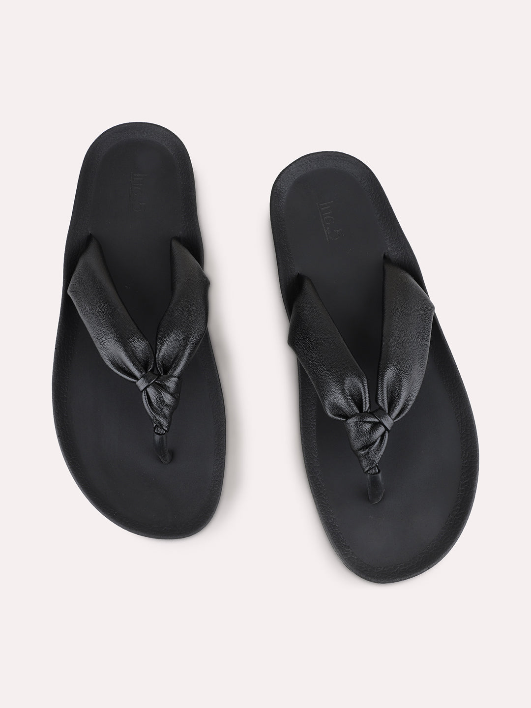 Womens Black Casual Solid T-Strap Slip-On Sandals