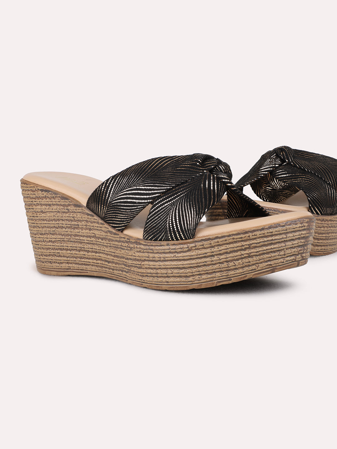 Womens Golden Party Wear Solid Pattern Wedge Heels