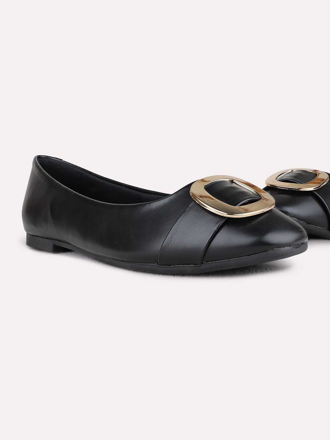Womens Black Casual Solid Pattern Narrow Toe Ballerinas