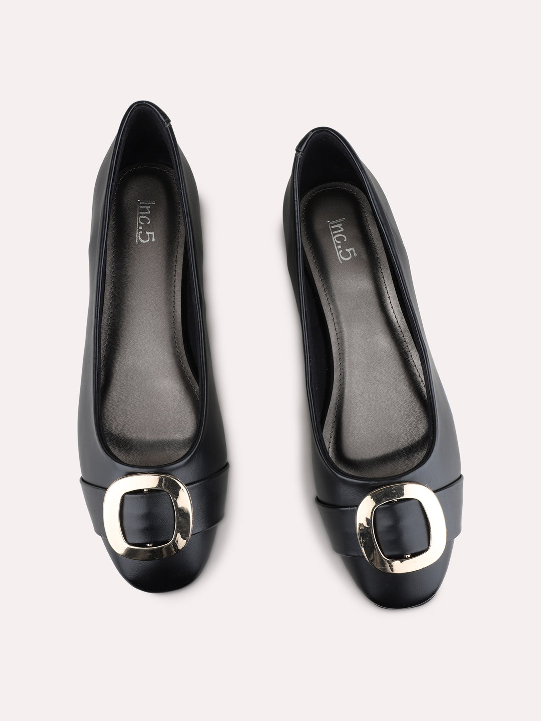 Womens Black Casual Solid Pattern Narrow Toe Ballerinas