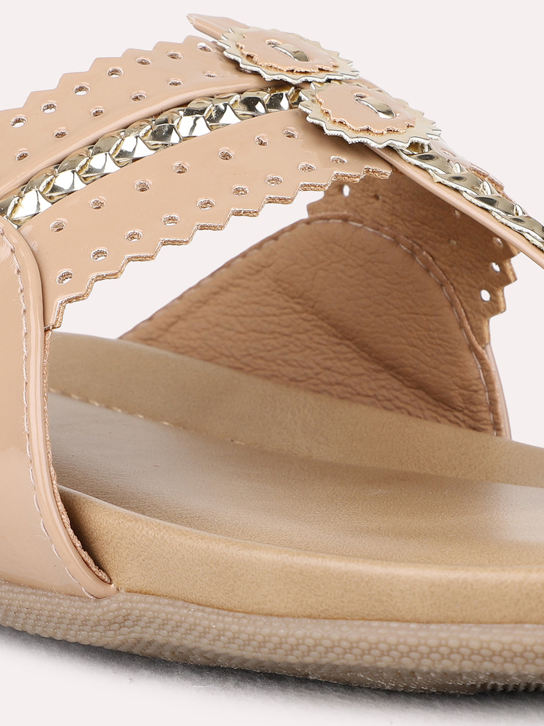 Womens Beige Ethnic Wear Embellished One Toe Flat Sandals