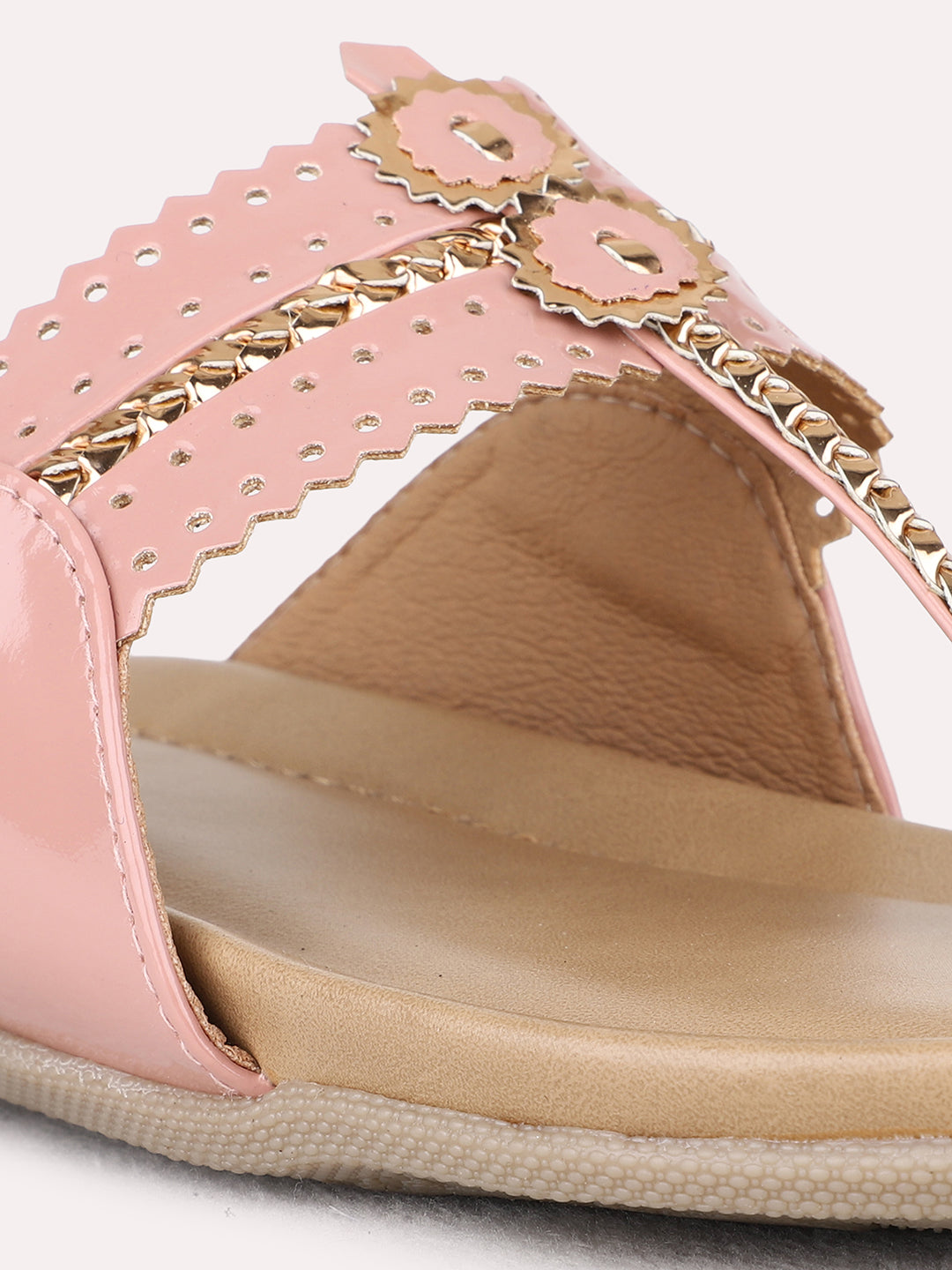 Womens Peach Ethnic Wear Embellished One Toe Flat Sandals