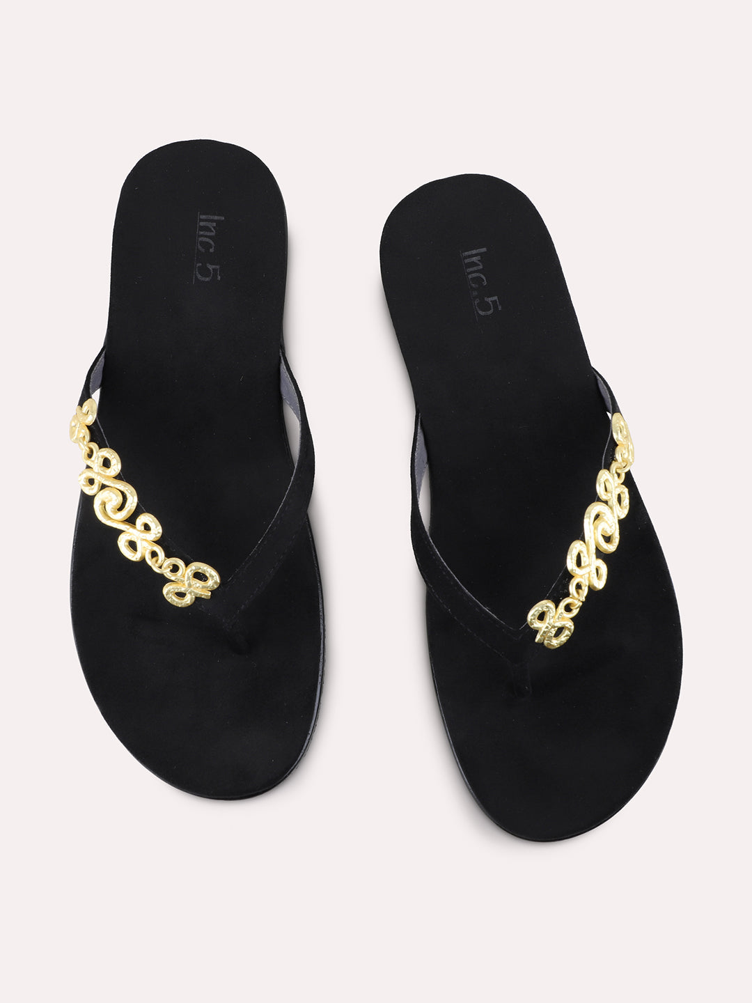 Womens Black Casual Solid Pattern T-Strap Flat Sandals