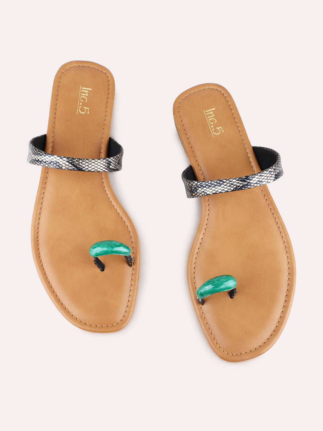 Womens Green Casual Printed One Toe Flat Sandals