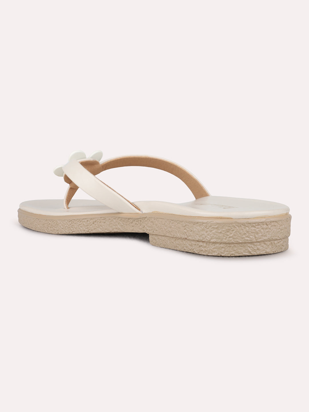 Womens Cream Casual Solid Pattern T-Strap Flat Slip-Ons