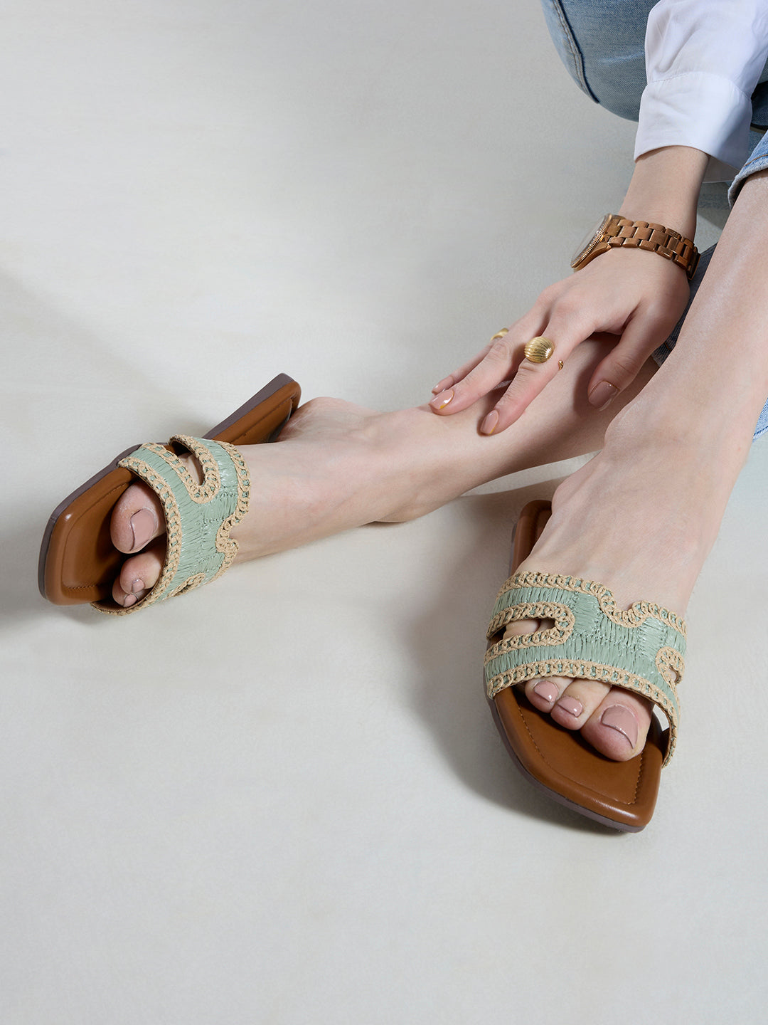 Womens Green Casual Solid Open Toe Flats