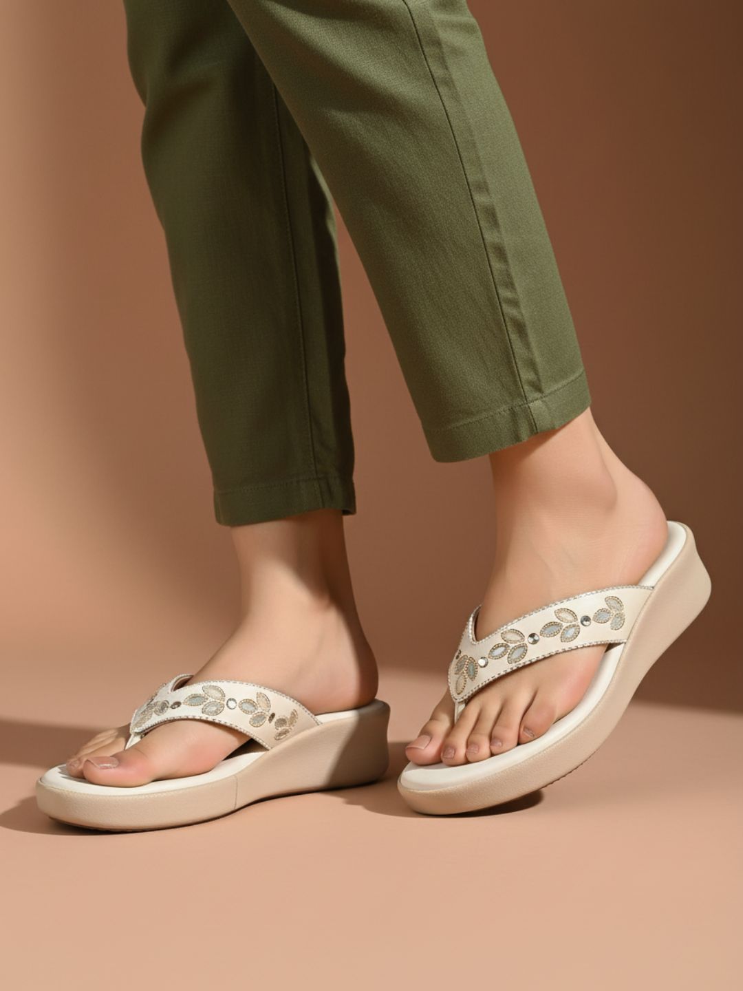 Womens Cream Casual Printed Round Toe Wedge Heels