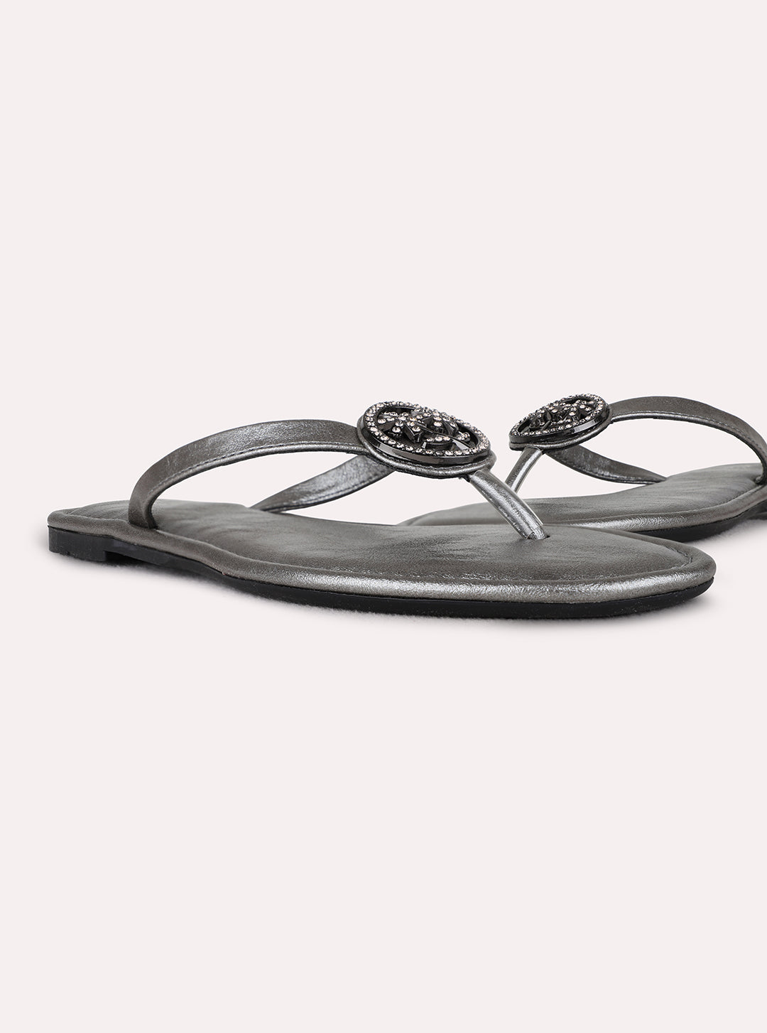 Womens Pewter Casual Solid T-Strap Flat Slip-On Sandals