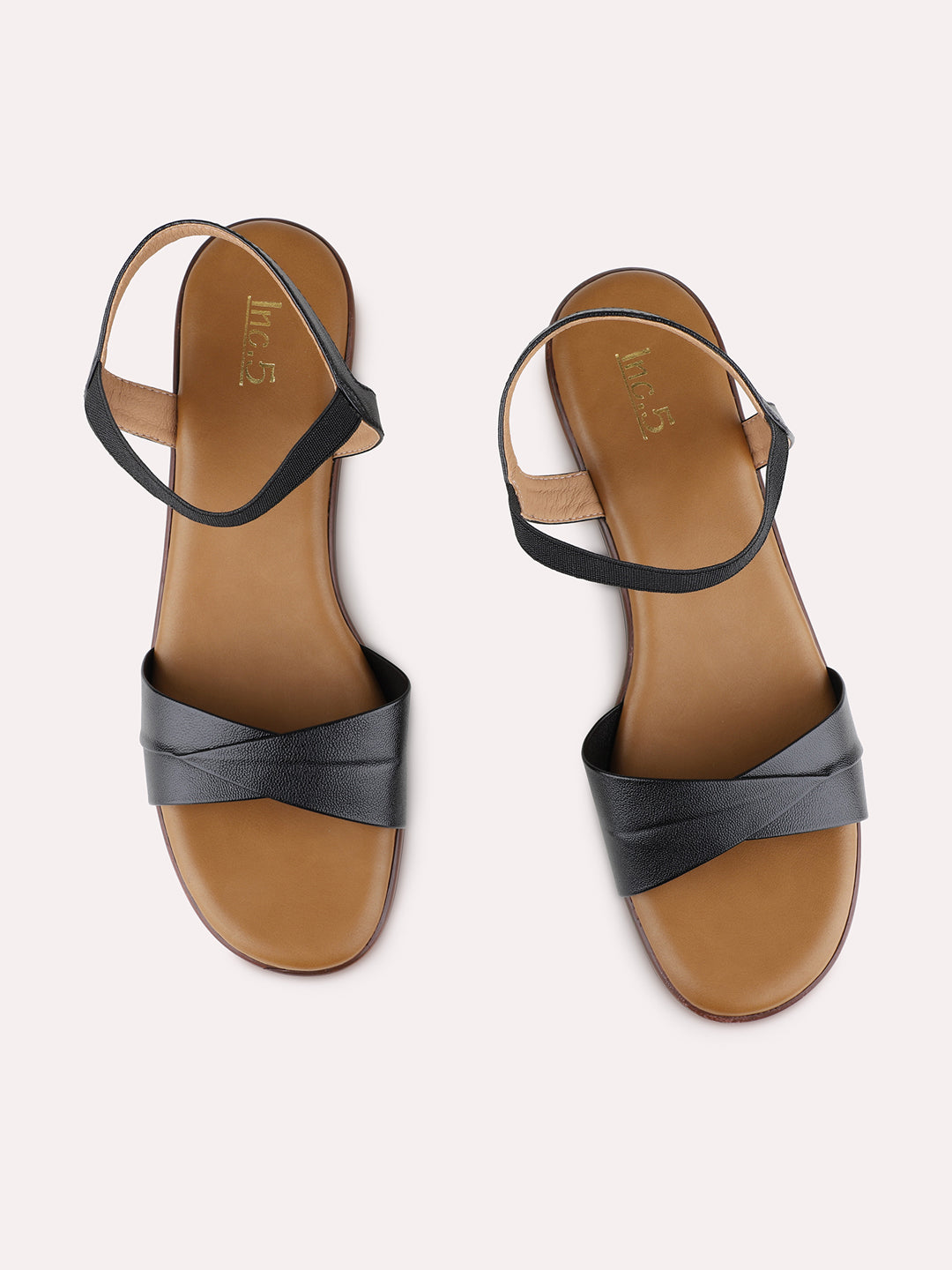 Womens Black Party Wear Solid Round Toe Block Heels