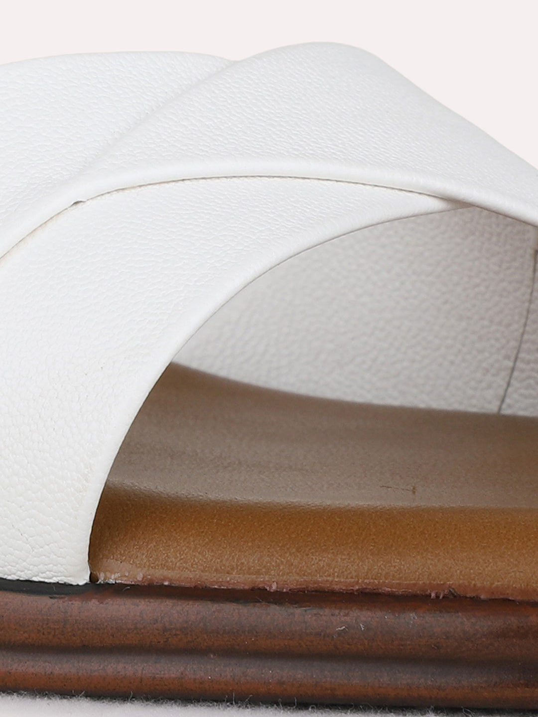 Womens White Party Wear Solid Round Toe Block Heel Sandals