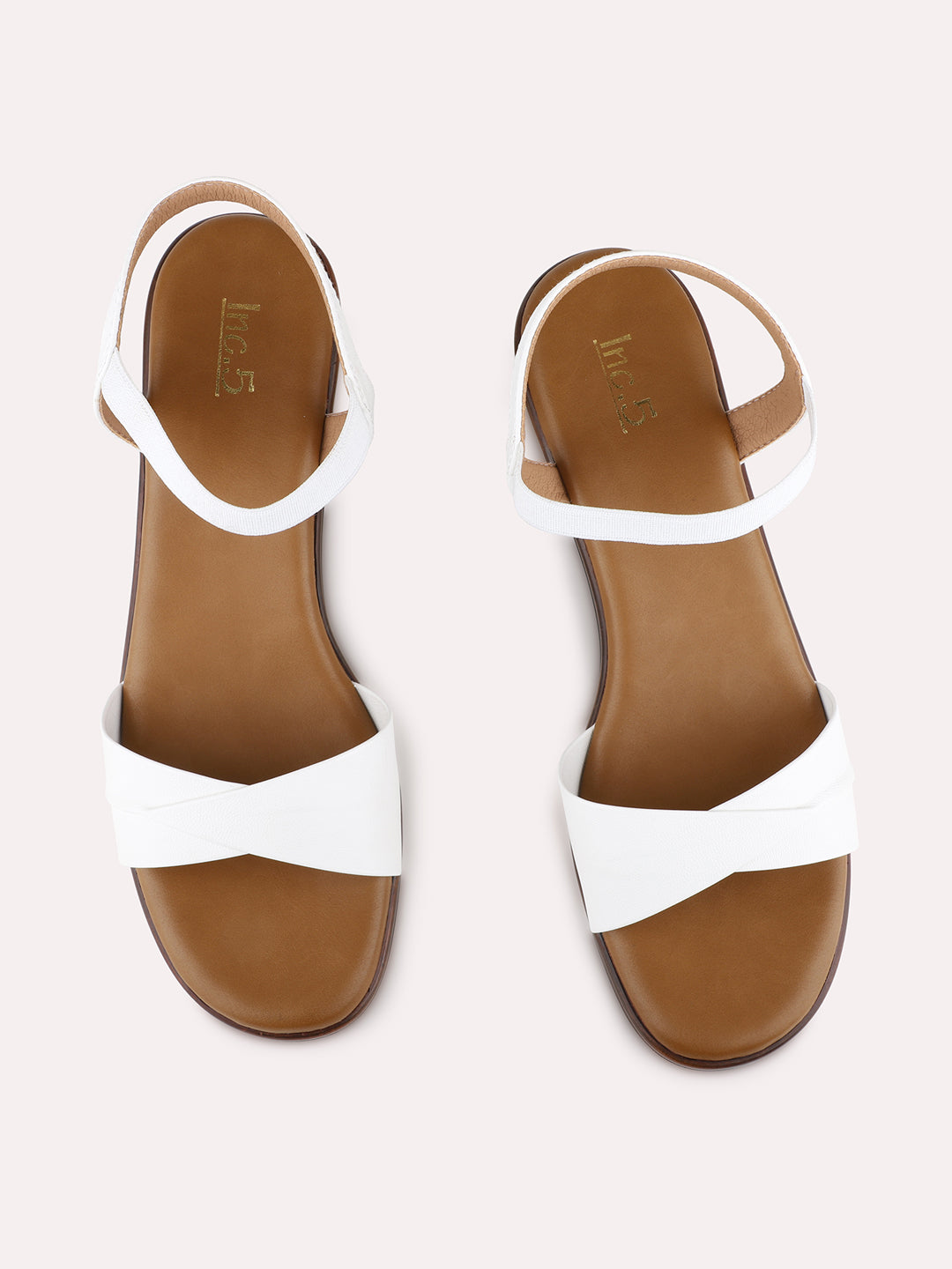 Womens White Party Wear Solid Round Toe Block Heels