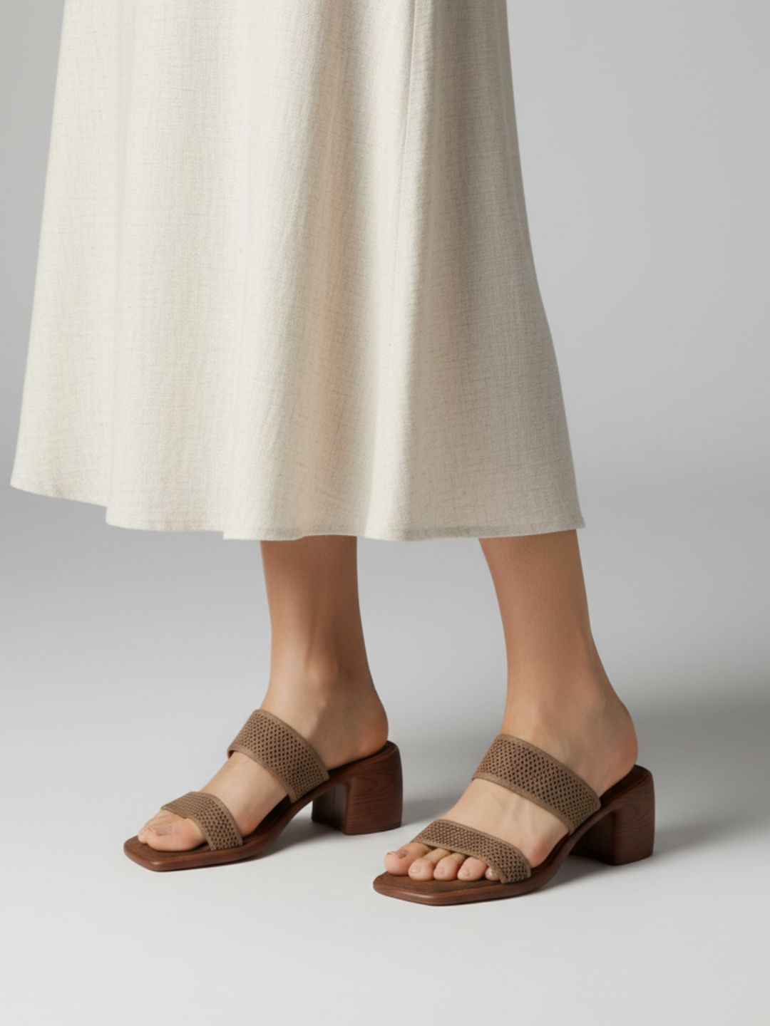 Womens Brown Party Wear Embellished Square Toe Block Heels