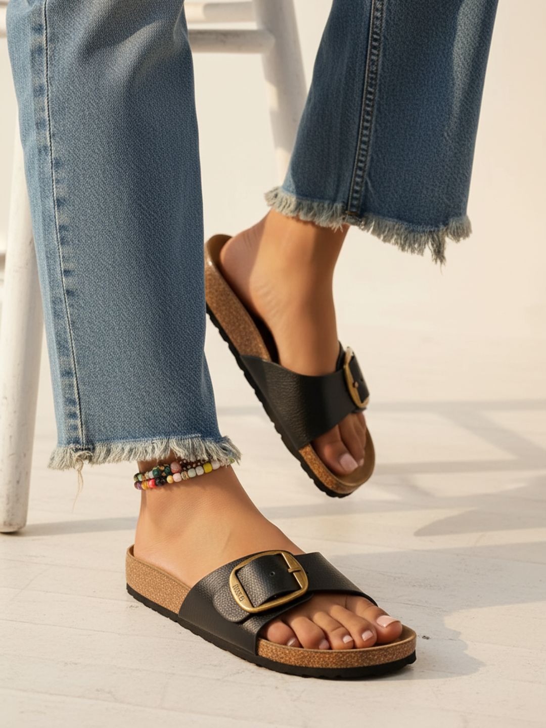 Womens Black Casual Solid Pattern Open Toe Flat Slip-Ons