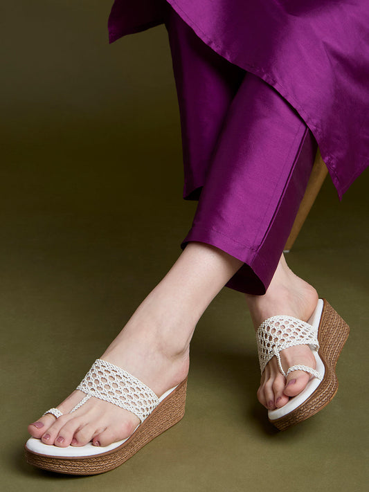 Womens White Party Wear Solid Round Toe Wedge Heels