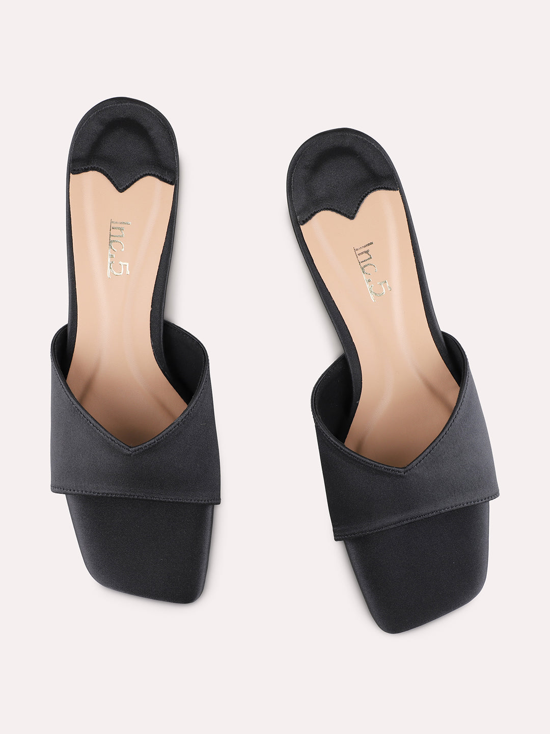 Womens Black Party Wear Solid Square Toe Kitten Heels