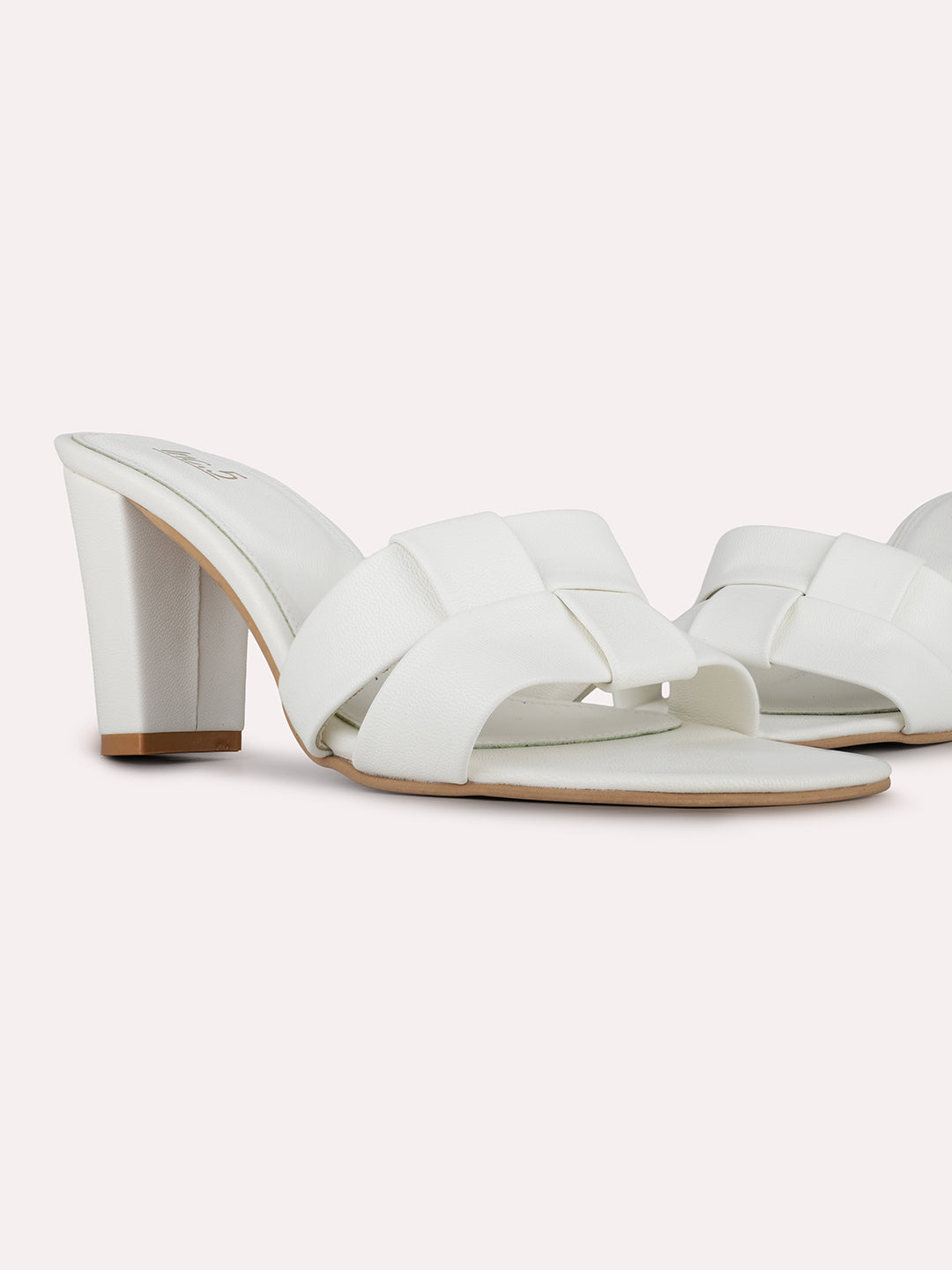 Womens White Casual Solid Pattern Square Toe Block Heels