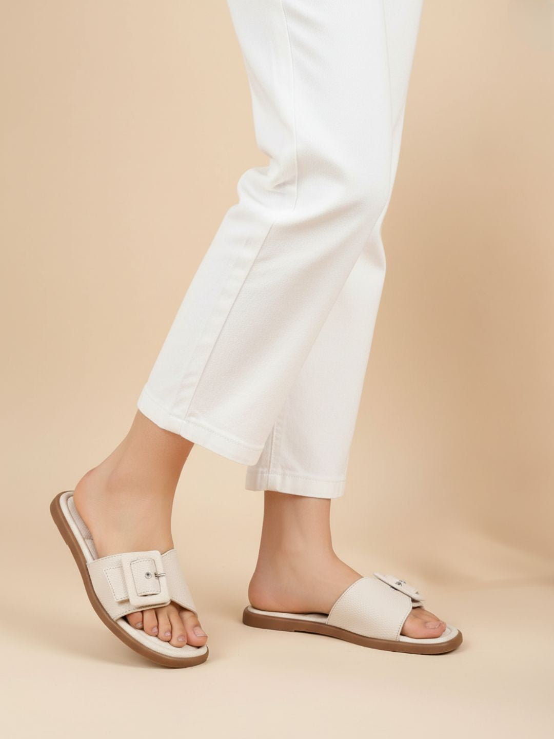 Womens Cream Casual Solid Pattern Open Toe Slip-On Flats