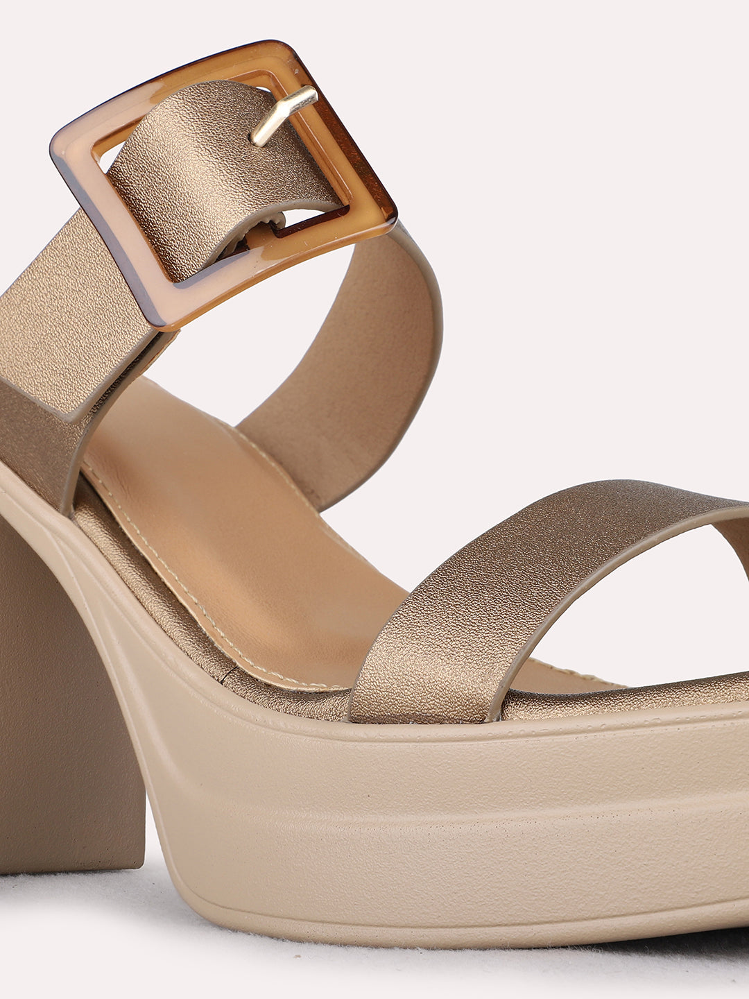 Womens Golden Party Wear Solid Pattern Round Toe Platform Heels