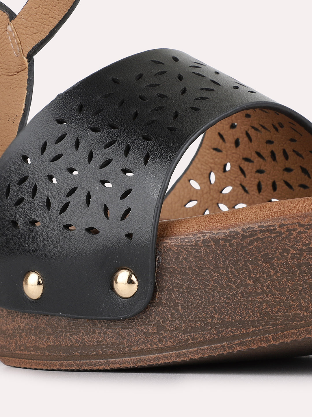 Womens Black Casual Solid Pattern Round Toe shape Platform Heels