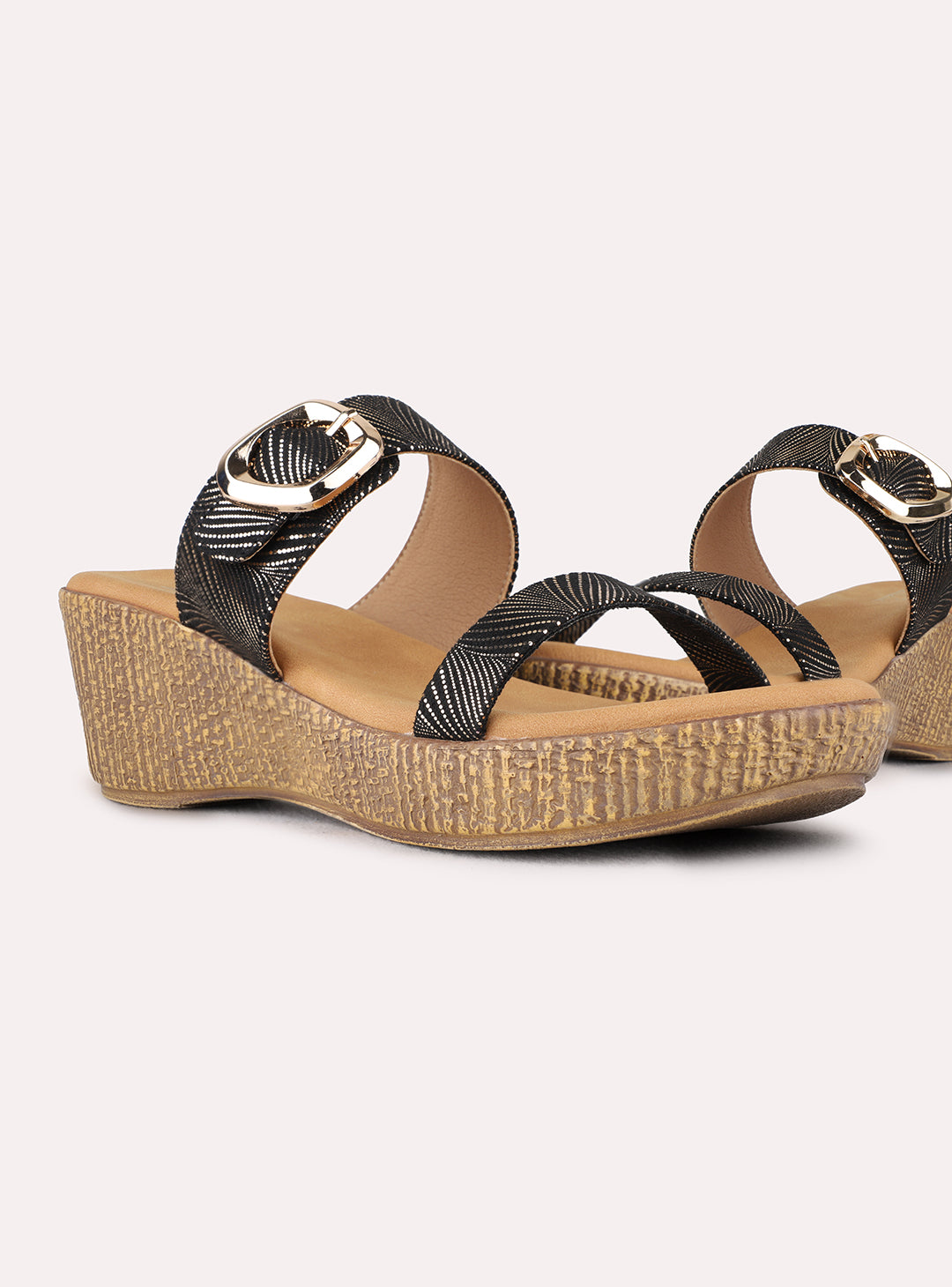 Womens Golden Party Wear Solid Round Toe Wedge Heels