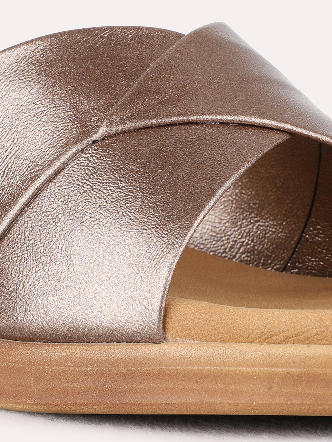 Womens Golden Party Wear Solid Pattern Round Toe Shape Block heels