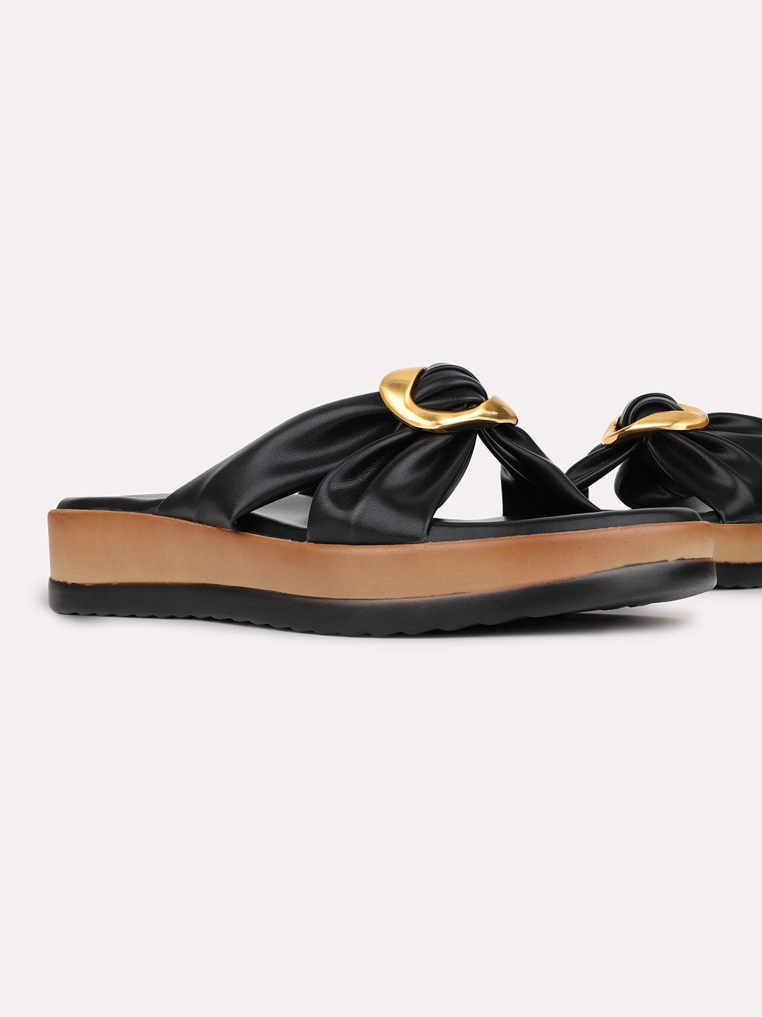 Womens Black Casual Solid Pattern Round Toe Flatform Heels