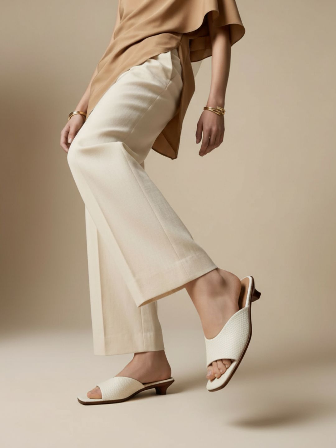 Womens Cream Casual Solid Square Toe Kitten Heels