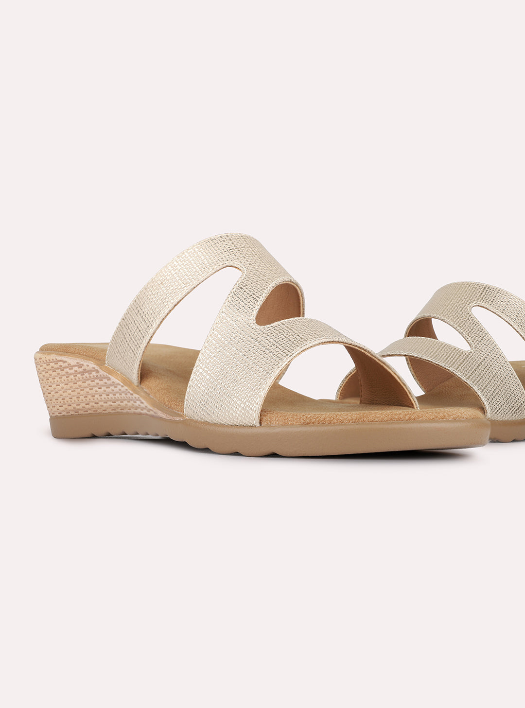 Womens Golden Casual Solid Round Toe Wedge Heels