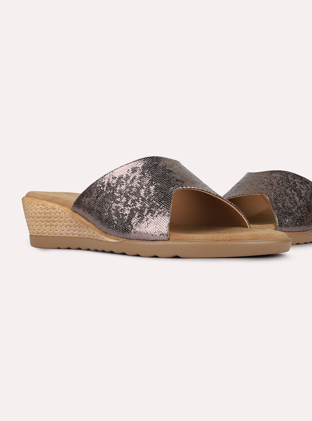 Womens Pewter Casual Solid Round Toe Wedge Heels