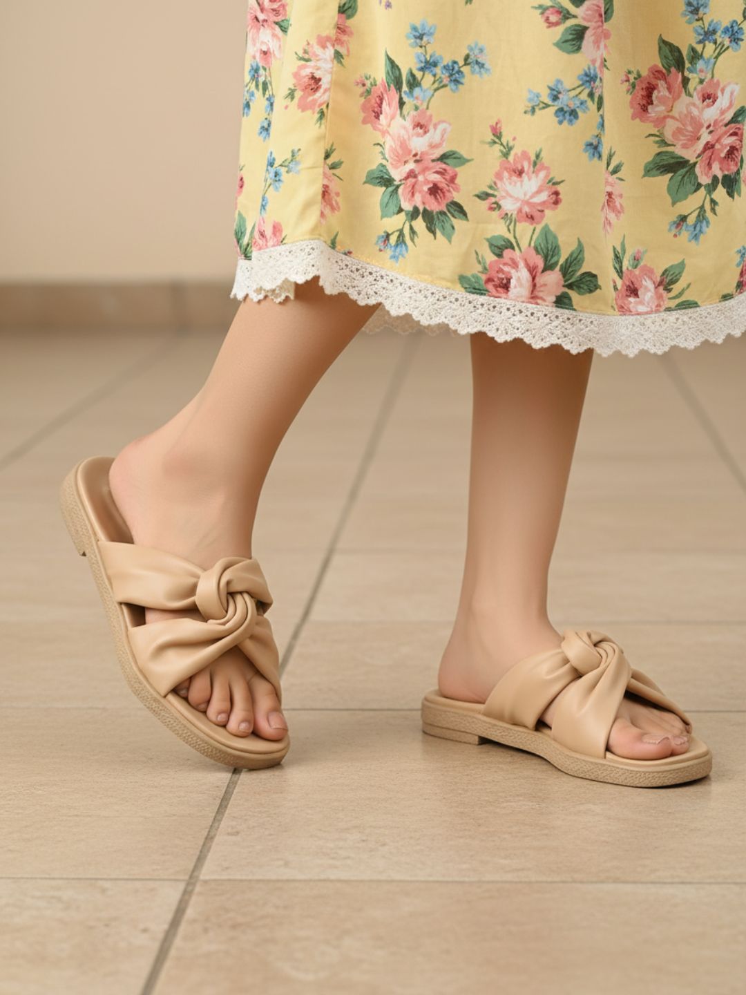 Womens Beige Solid Pattern Casual Open Toe Flats