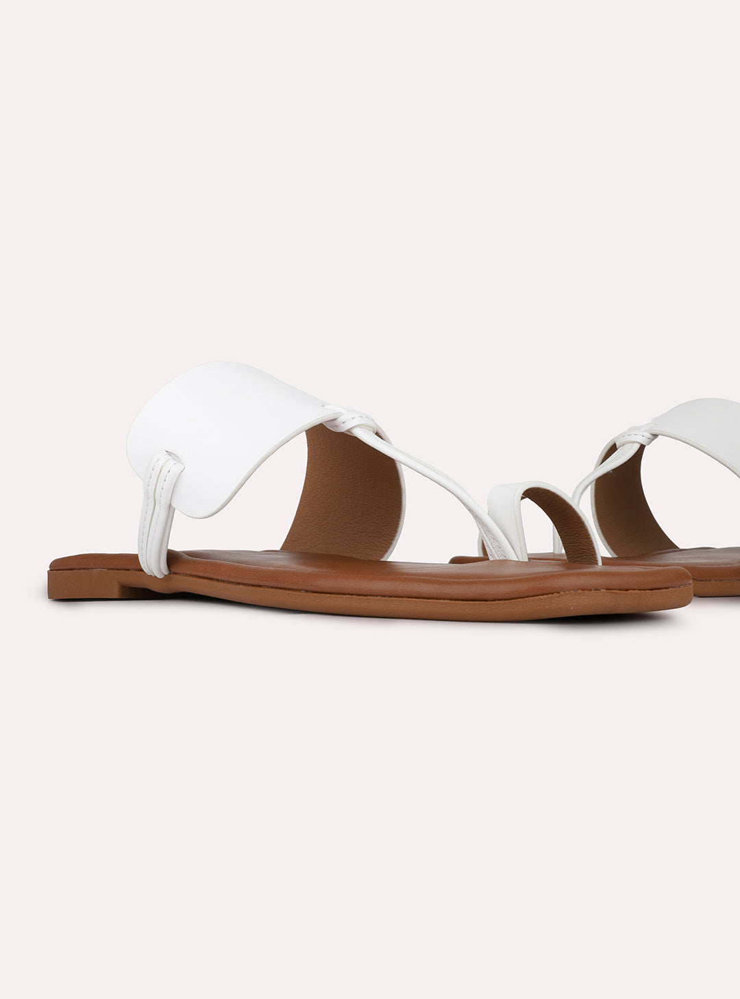 Womens White Casual Solid Pattern One Toe Flats