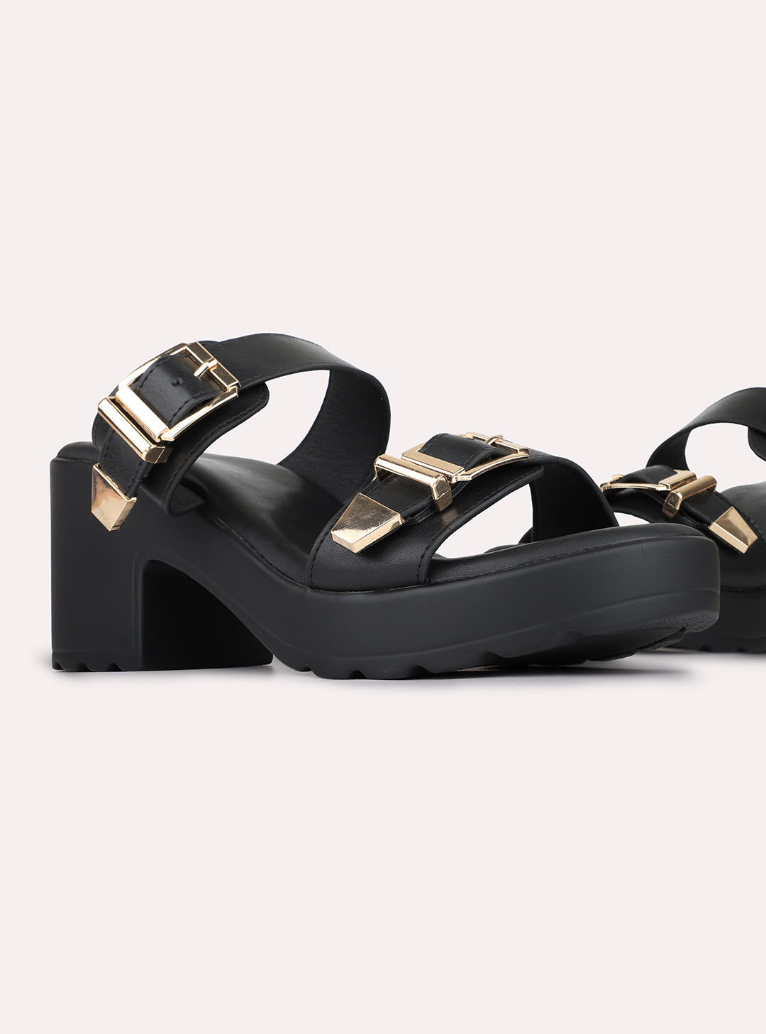 Womens Black Casual Solid Pattern Round Toe Platform Heels