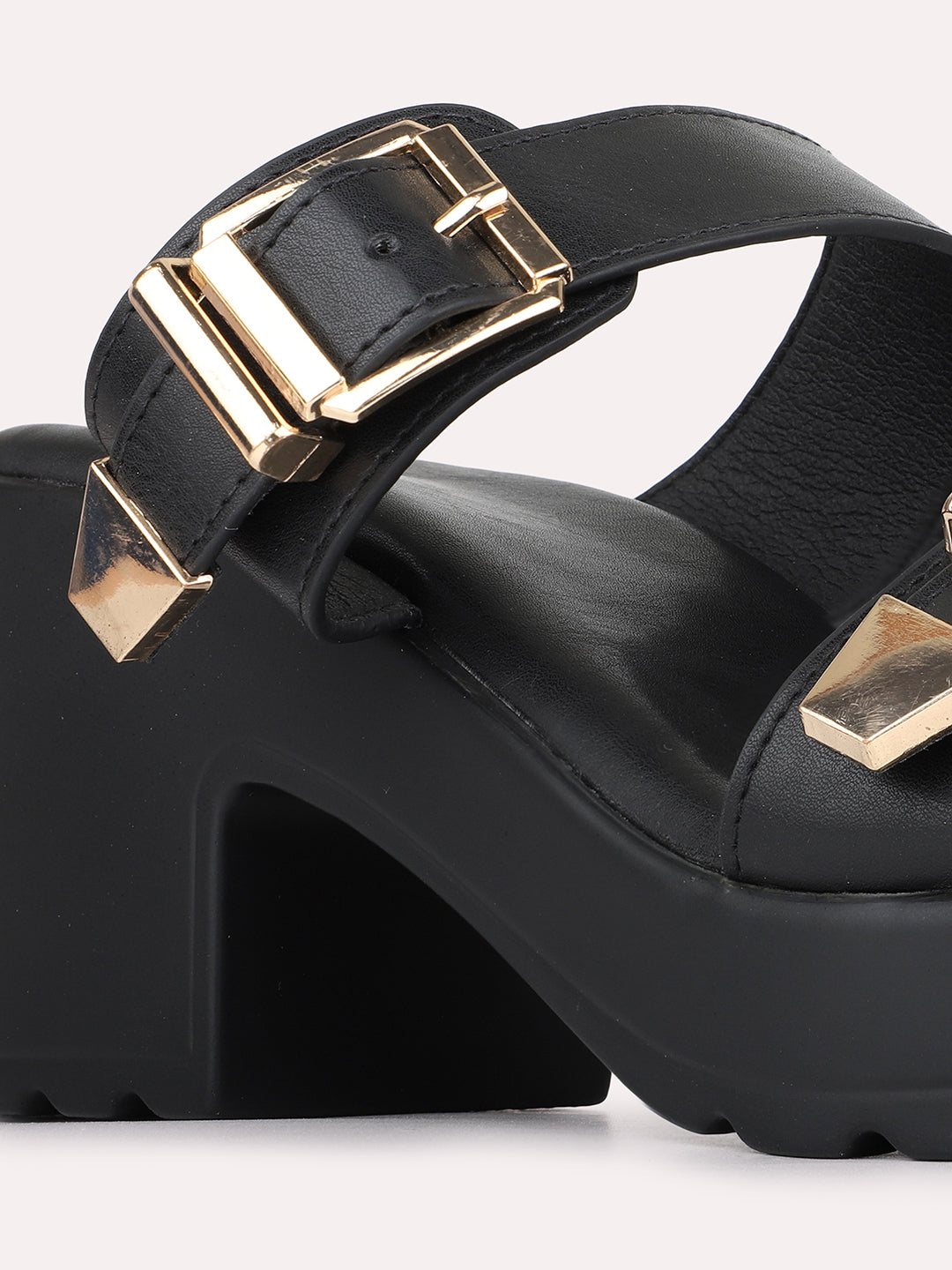 Womens Black Casual Solid Pattern Round Toe Platform Heels