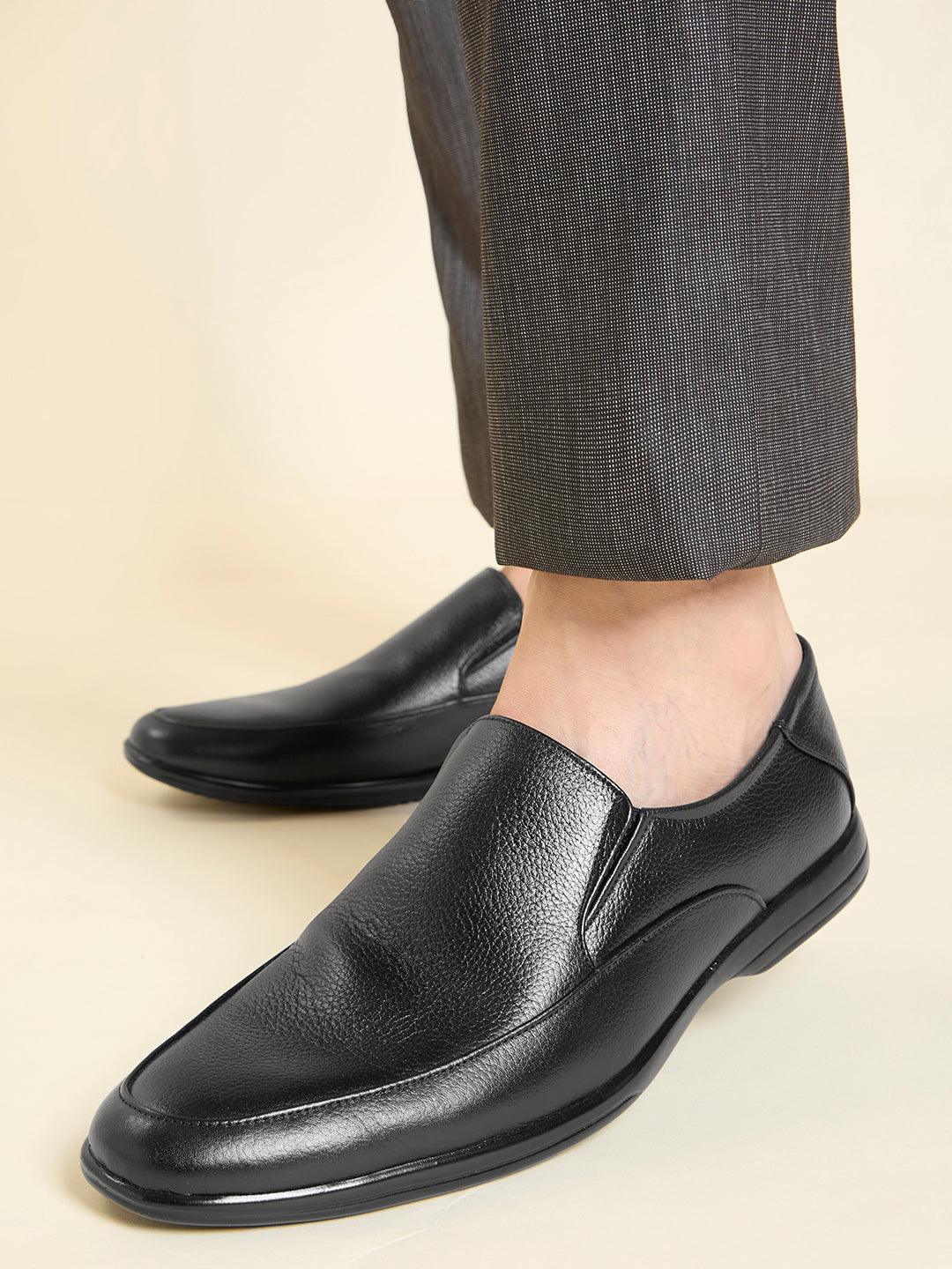 Formal Slippons-Black