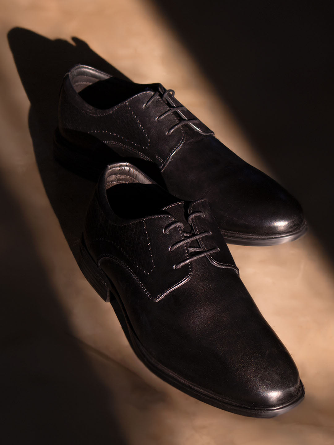 Office Lace-Up - Black