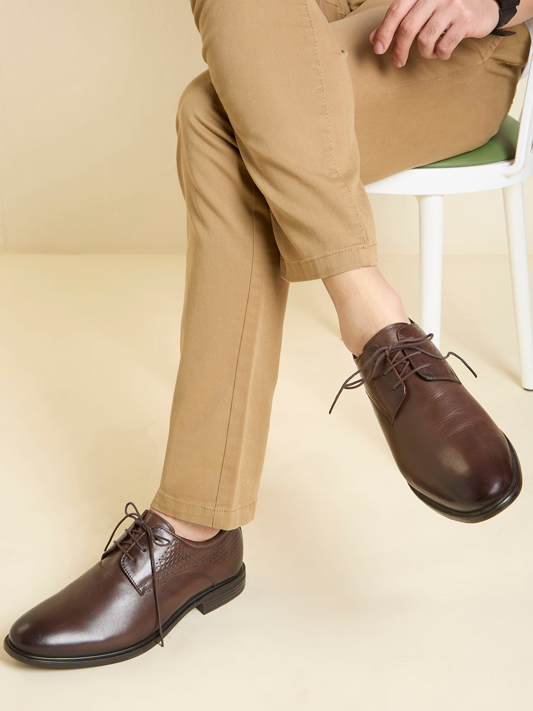 Office Lace-Up - Brown