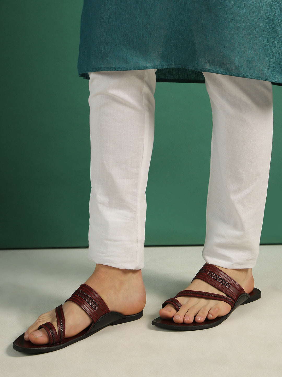 Mens Red Casual One Toe Flat Slip-On Sandals