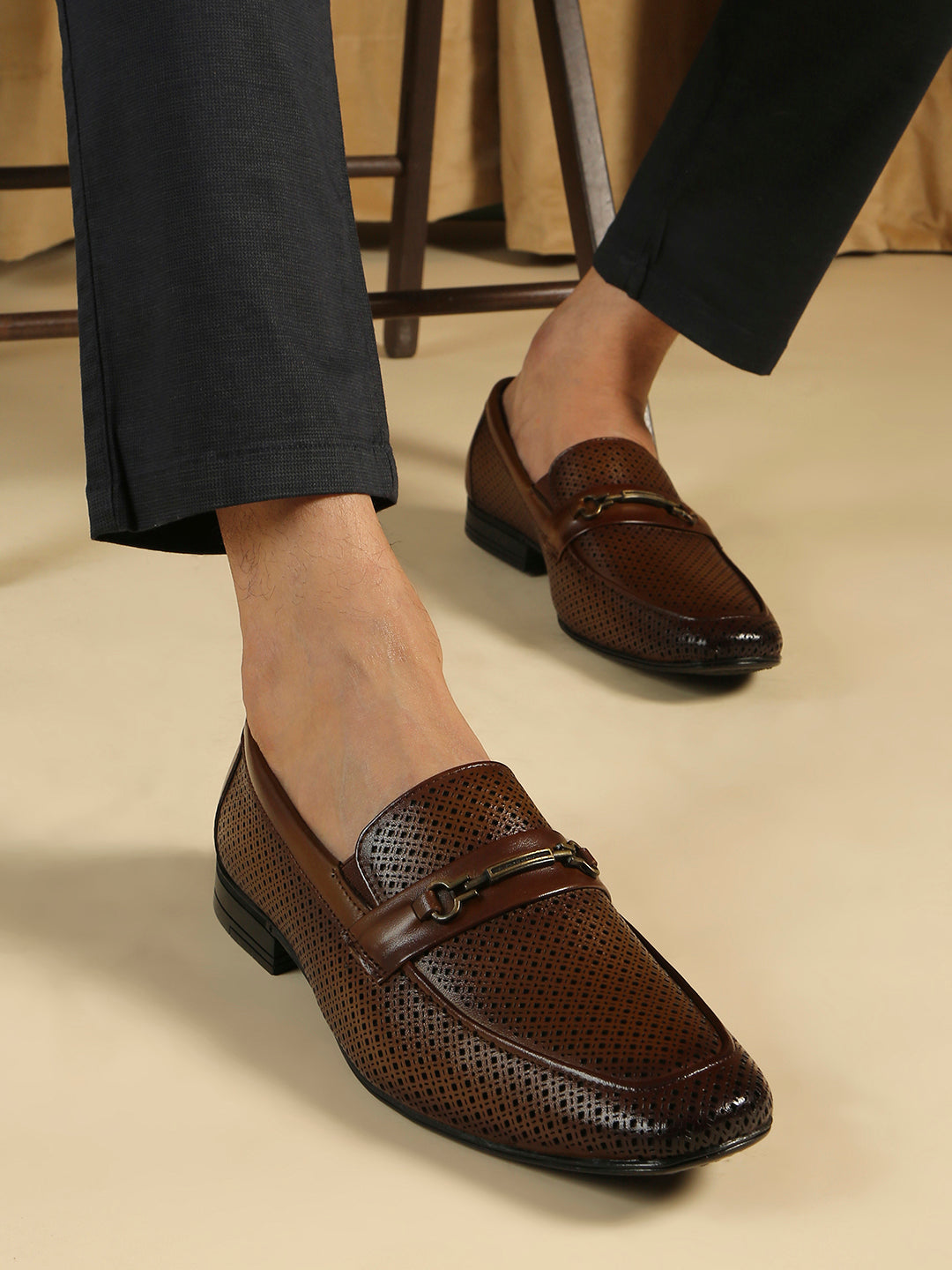 Mens Tan Formal Solid Pointed Toe Loafers