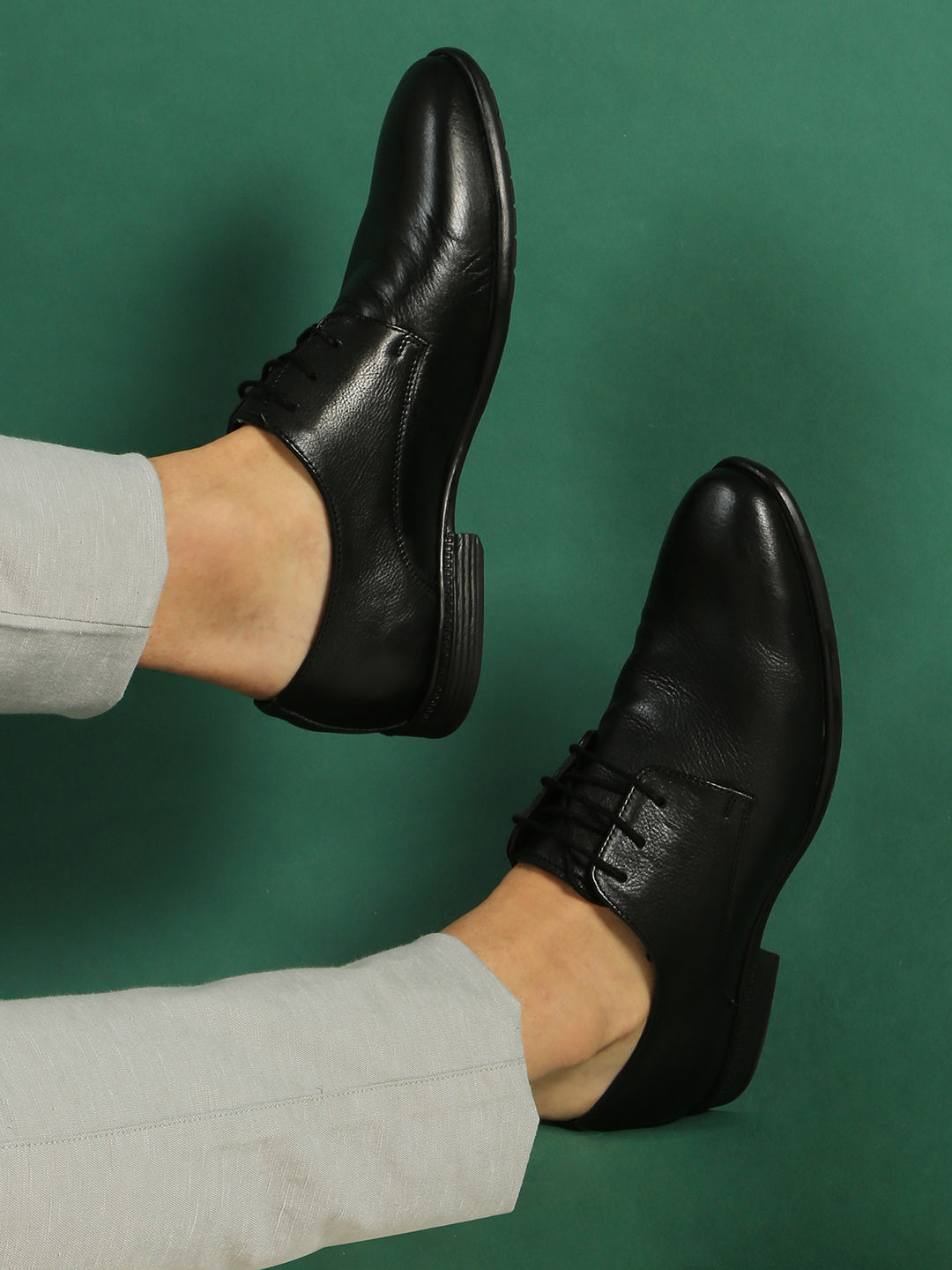 Mens Black Formal Solid Pointed Toe Derby Shoe