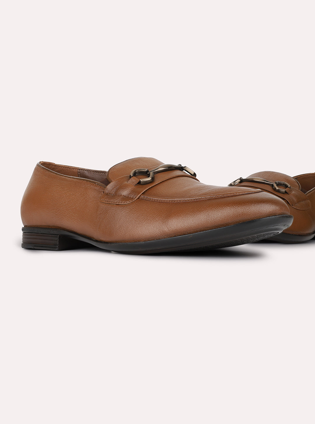 Mens Brown Formal Solid Pattern Pointed Toe Moccasins