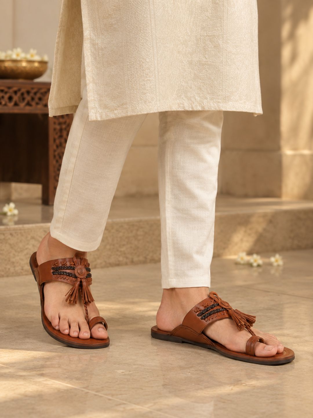 Mens Tan Casual Solid Pattern One Toe Slip-On Flats
