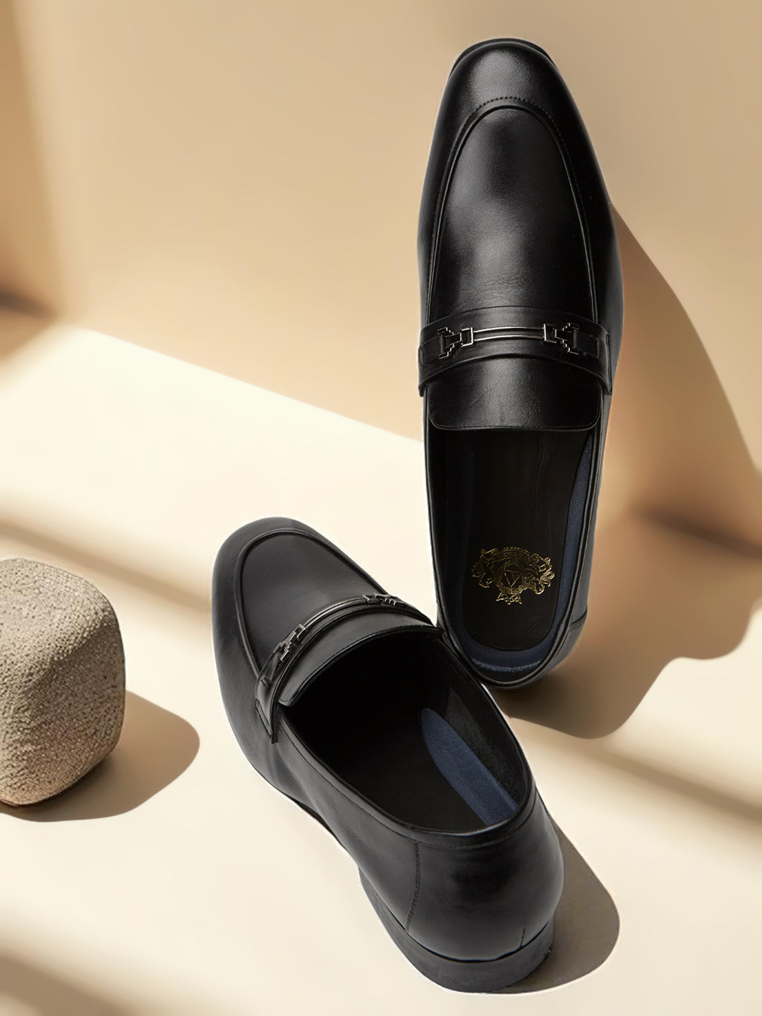 Mens Black Casual Solid Pointed Toe Loafers Shoe