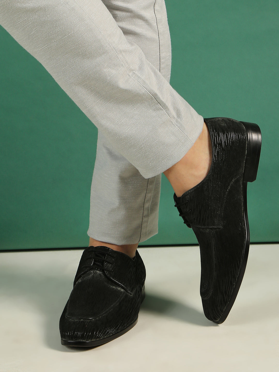 Mens Black Formal Party Wear Solid Pattern Derby Shoe